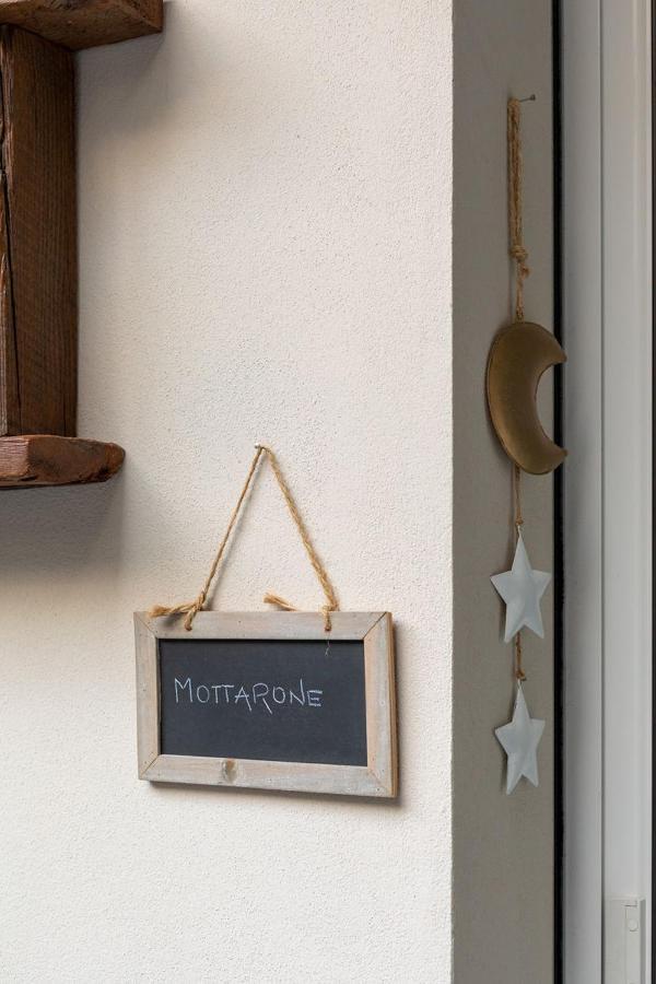 Hotel Little Square Arona Zewnętrze zdjęcie