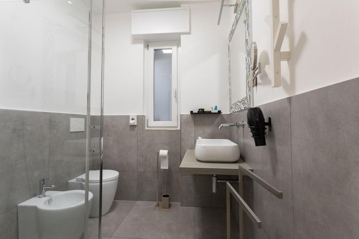 Hotel Little Square Arona Zewnętrze zdjęcie