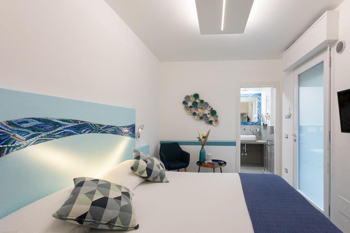 Hotel Little Square Arona Zewnętrze zdjęcie